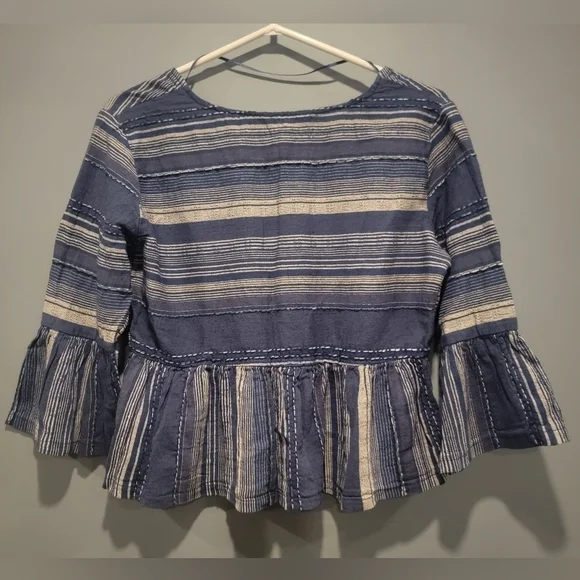 Joe Fresh Top - Picture 2 of 5